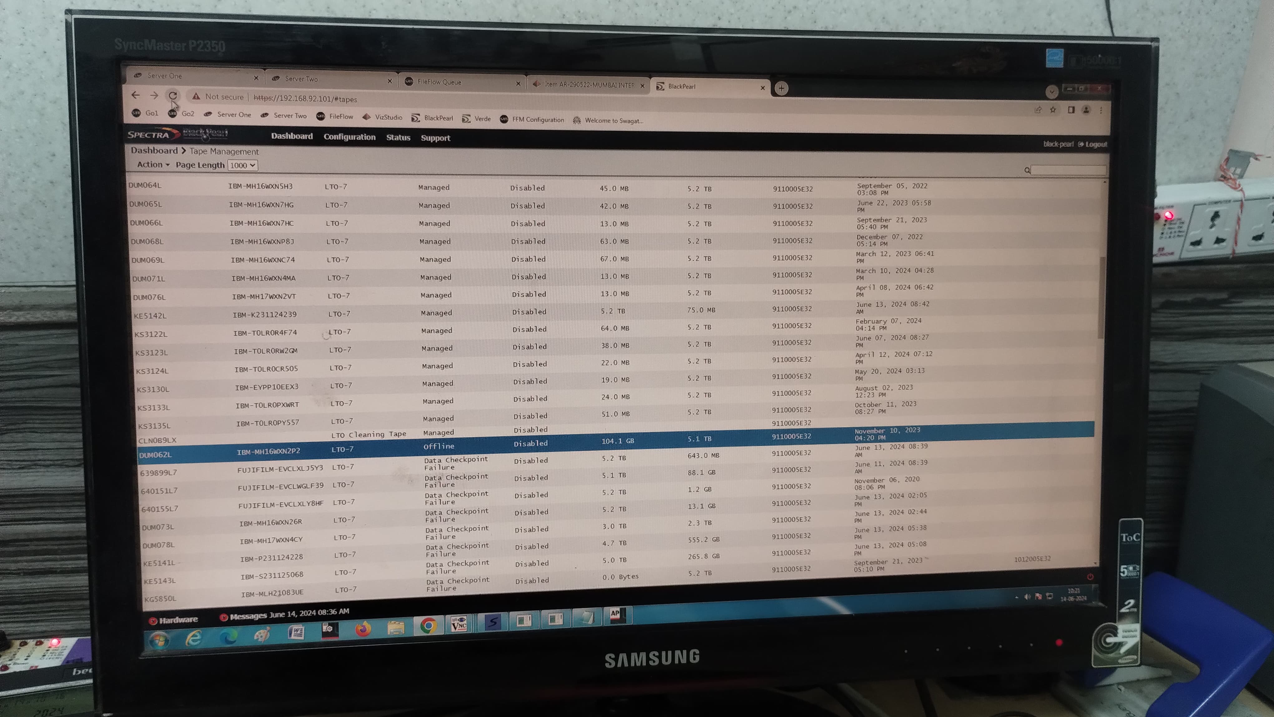 Spectra Black Pearl Dashboard